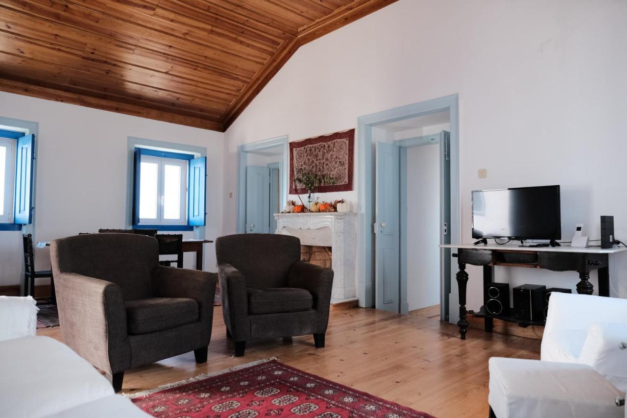 Azoia 10 - Hostel & Casas De Campo Azoia de Baixo Exteriör bild