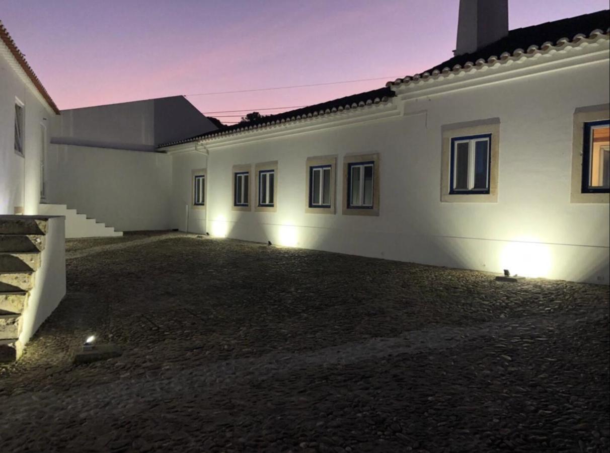 Azoia 10 - Hostel & Casas De Campo Azoia de Baixo Exteriör bild